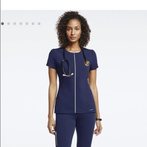 Jaanuu NEW never used scrub top women’s!